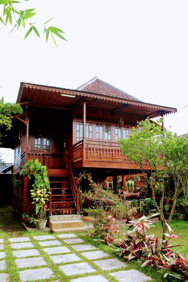 Oemah Kajoe Lembang Villa Bagian luar foto