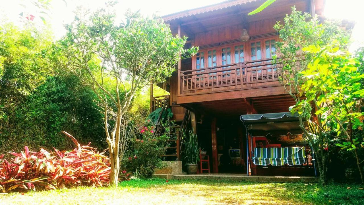 Oemah Kajoe Lembang Villa Bagian luar foto